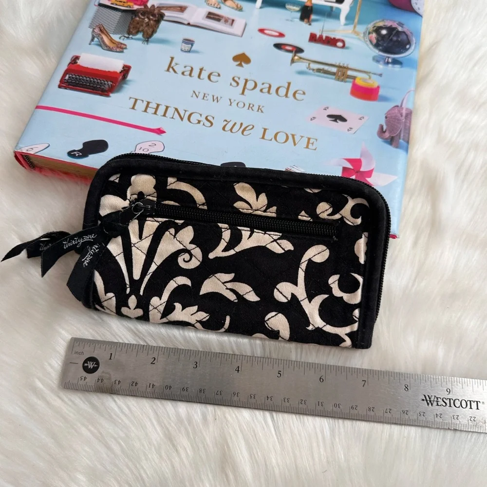 Vera Bradley Black and Cream Wallet - Picture 2 of 13